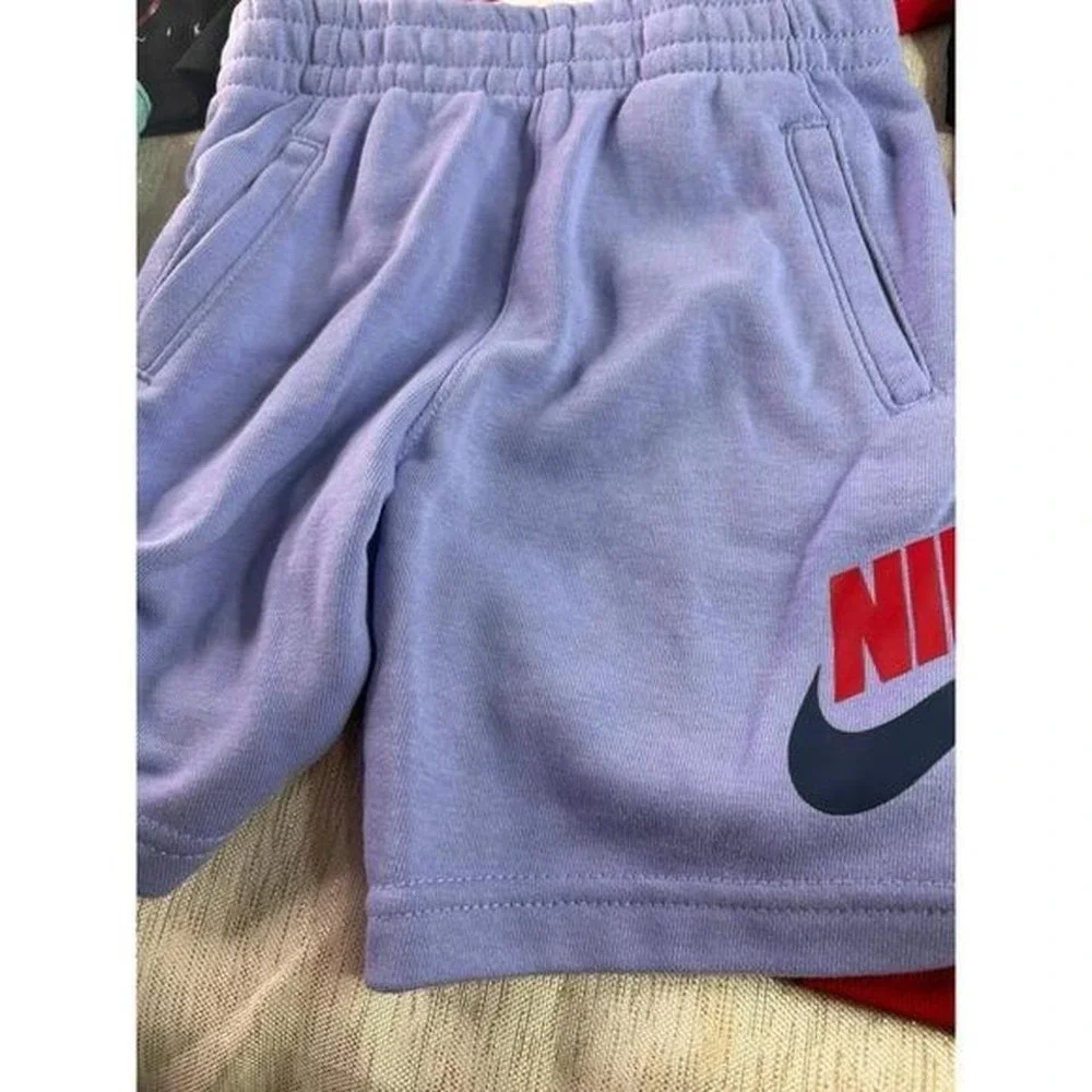 Nike six pairs